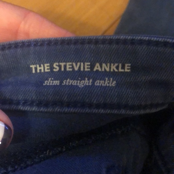 AG Jeans - The Stevie Ankle - slim straight ankle - Picture 4 of 6